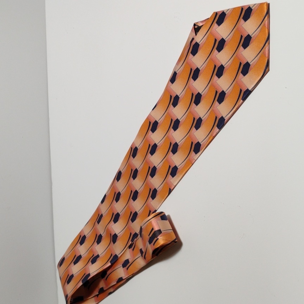 🔥🔥🔥Ferucci All Silk Tie Handmade Beautiful Vibrant Colors - Picture 3 of 8